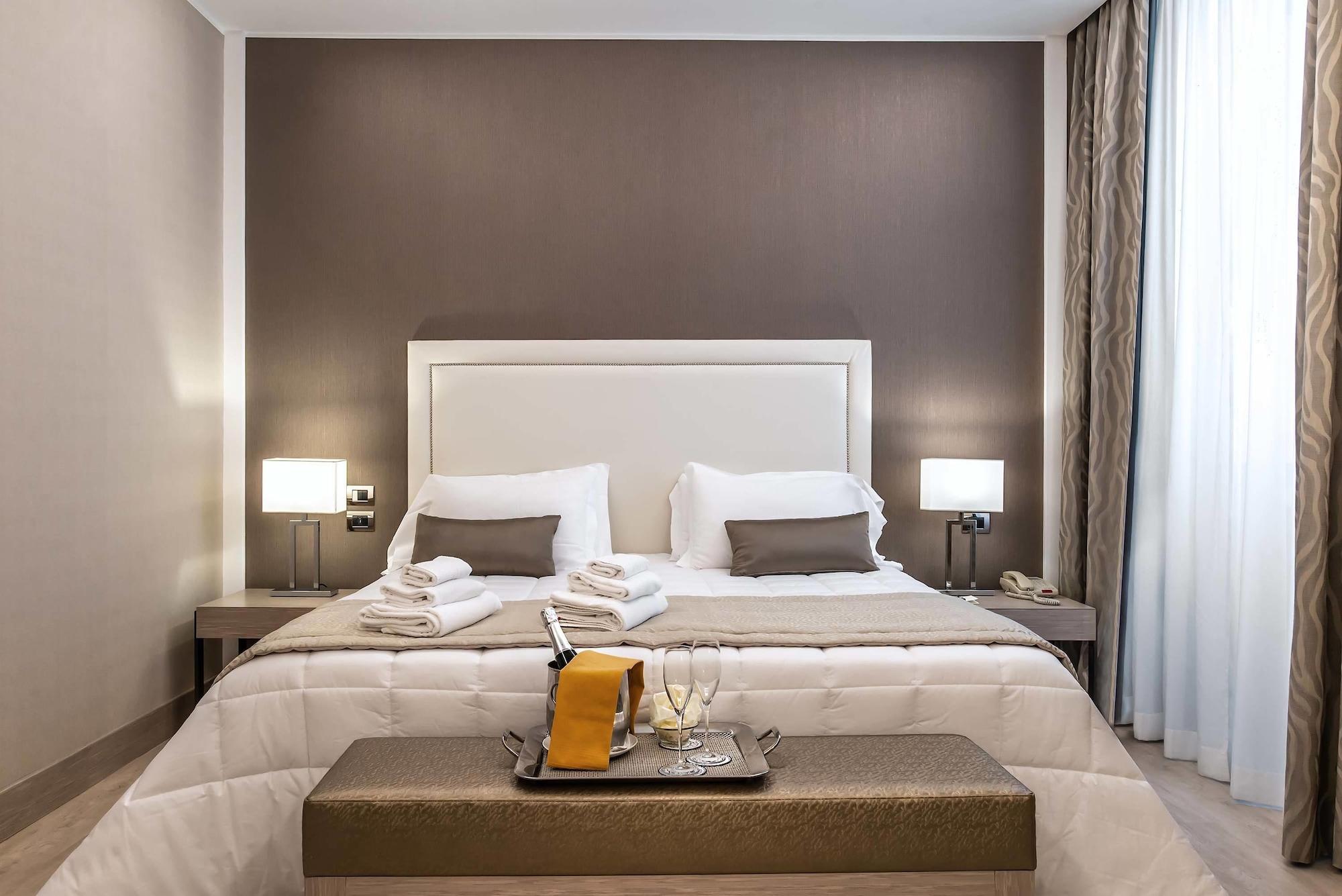 Genova Hotel Roma