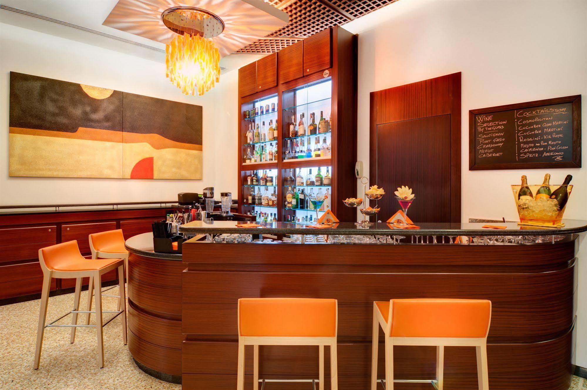 Genova Hotel Roma