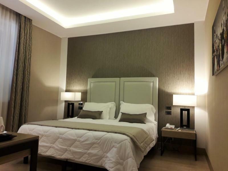 Hotel Genova Roma